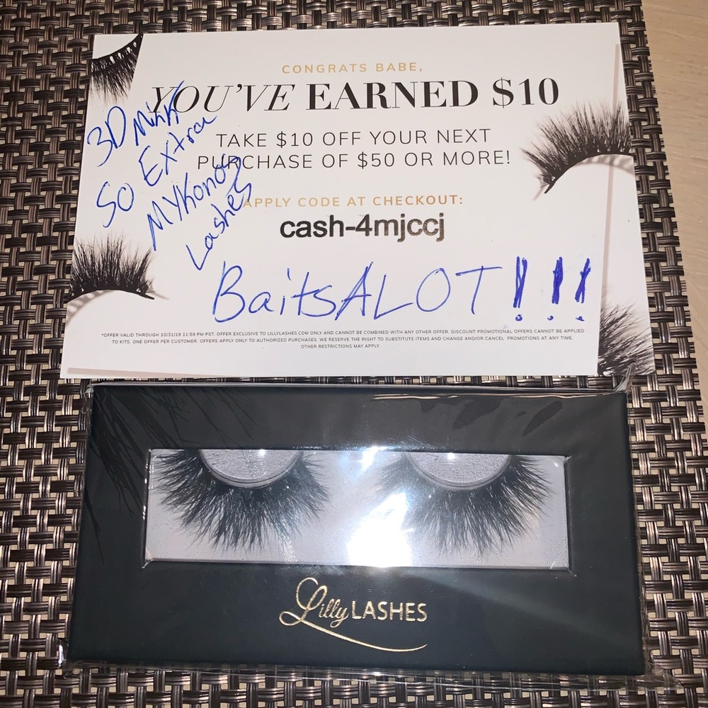 Lily Lashes 3D Mink- So Extra Mykonos